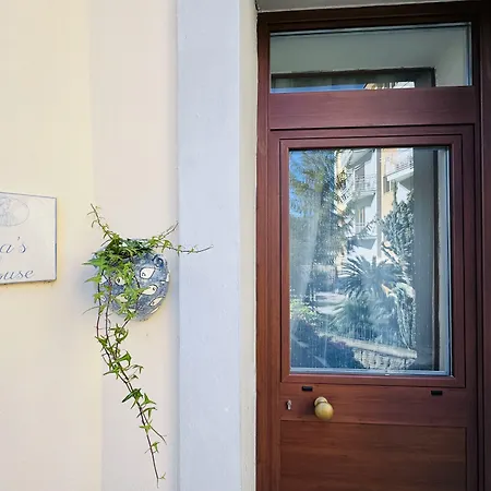 Era's House